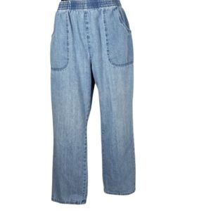 Bill Blass Mom relaxed fit plus sized light washed pants